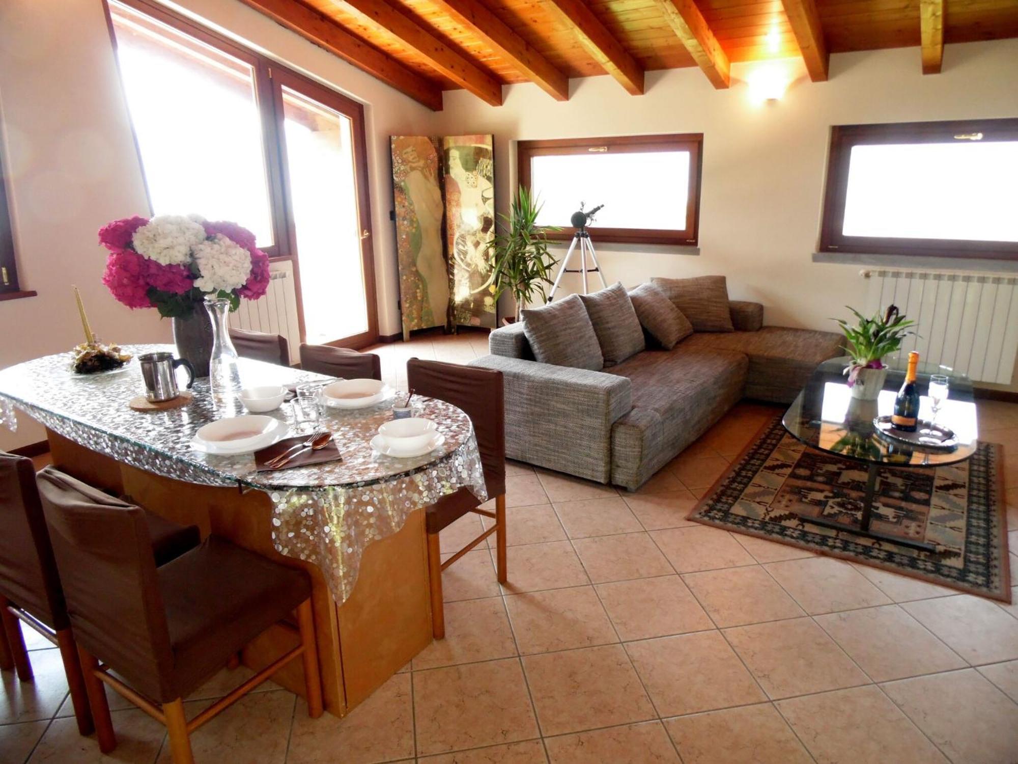 Villa In Pisogne With Pool Garden And Lake View Exterior foto